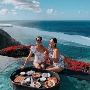 Meet your Posher, Lyly-mei